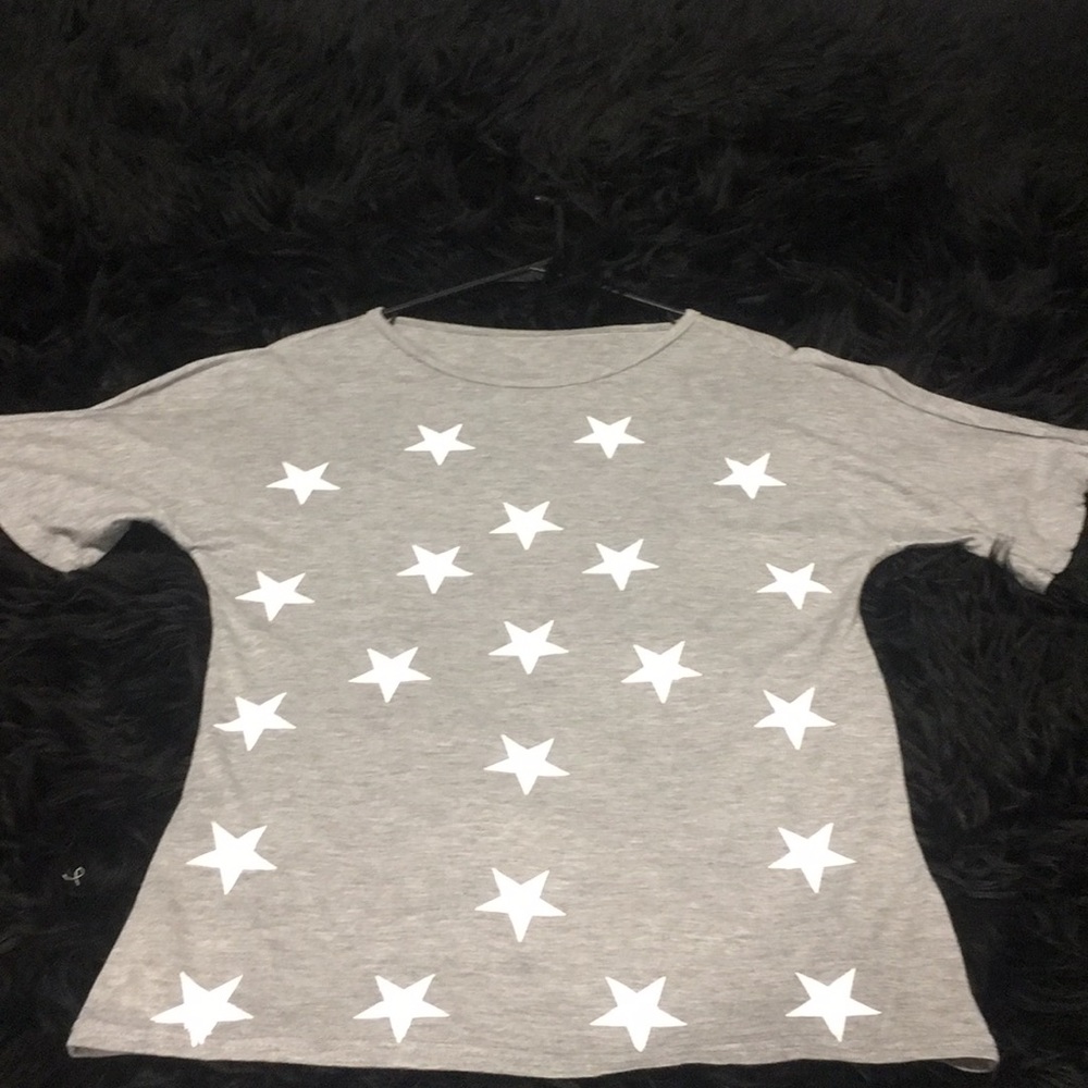 NWOT CUTE SOFT STAR ⭐️ SHIRT